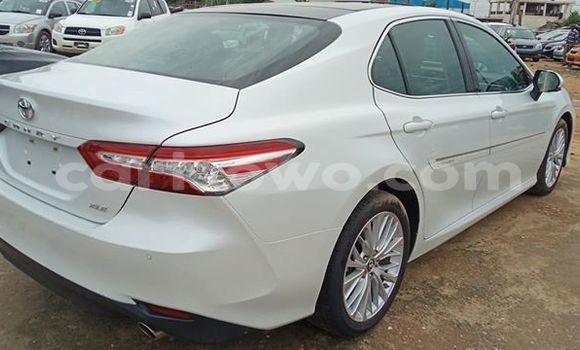 Acheter Occasion Voiture Toyota Camry Blanc à Cotonou, Benin Acheter Occasion Voiture Toyota Camry Blanc à Cotonou, Benin
