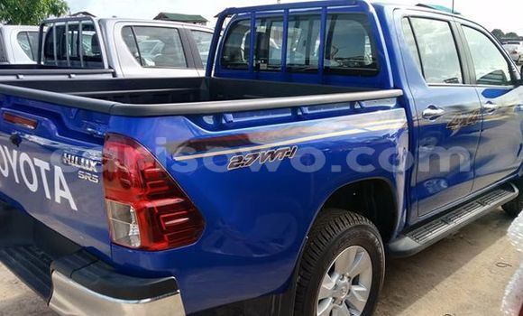Acheter Occasion Voiture Toyota Hilux Bleu à Cotonou, Benin Acheter Occasion Voiture Toyota Hilux Bleu à Cotonou, Benin