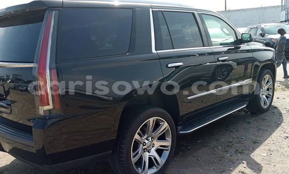 Acheter Occasion Voiture Cadillac Escalade Noir à Cotonou, Benin Acheter Occasion Voiture Cadillac Escalade Noir à Cotonou, Benin
