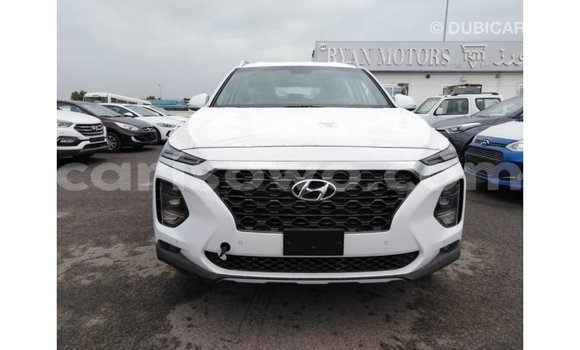 Ra Imported Hyundai Santa Fe funfun Ọkọ̀ in Import - Dubai ni Benin Ra Imported Hyundai Santa Fe funfun Ọkọ̀ in Import - Dubai ni Benin