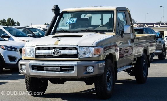 Buy Import Toyota Land Cruiser Beige Car in Import - Dubai in Benign Buy Import Toyota Land Cruiser Beige Car in Import - Dubai in Benign