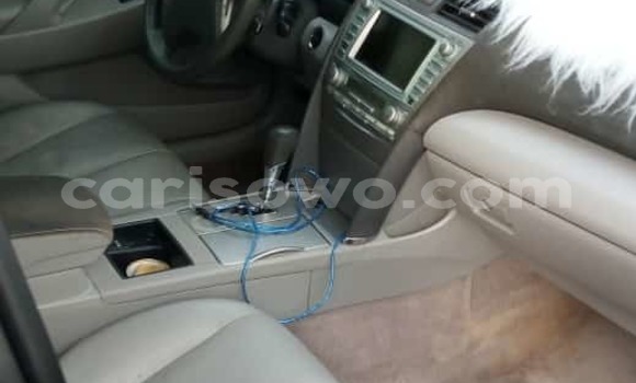 Ra Àlòkù Toyota Camry Black Ọkọ̀ in Cotonou ni Benin Ra Àlòkù Toyota Camry Black Ọkọ̀ in Cotonou ni Benin