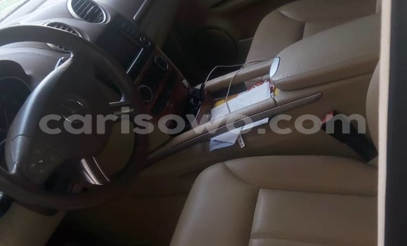 Ra Àlòkù Mercedes-Benz GL-klasse Silver Ọkọ̀ in Cotonou ni Benin Ra Àlòkù Mercedes-Benz GL-klasse Silver Ọkọ̀ in Cotonou ni Benin