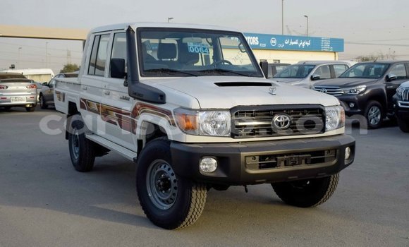 Buy Import Toyota Pickup White Car in Import - Dubai in Benign Buy Import Toyota Pickup White Car in Import - Dubai in Benign