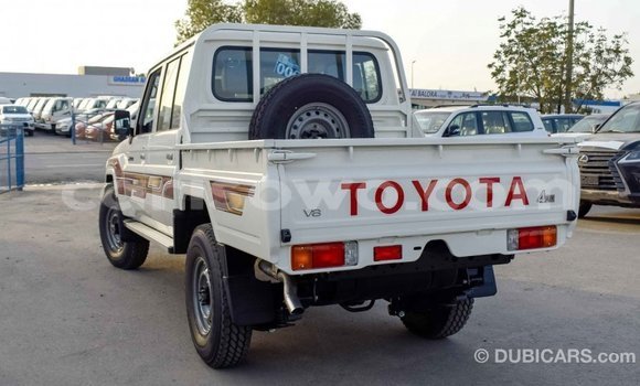 Buy Import Toyota Pickup White Car in Import - Dubai in Benign Buy Import Toyota Pickup White Car in Import - Dubai in Benign