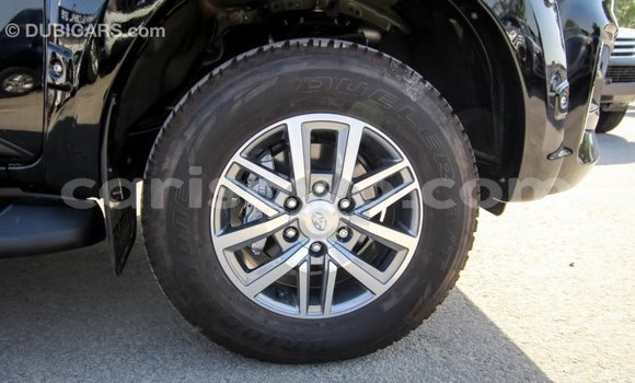 Acheter Import Voiture Toyota Land Cruiser Noir à Import - Dubai, Benin Acheter Import Voiture Toyota Land Cruiser Noir à Import - Dubai, Benin