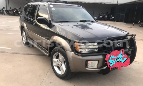 Acheter Occasion Voiture Infiniti QX4 Noir à Cotonou, Benin Acheter Occasion Voiture Infiniti QX4 Noir à Cotonou, Benin