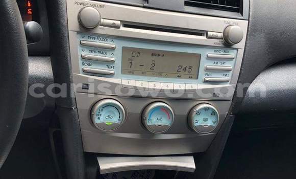 Ra Àlòkù Toyota Camry Black Ọkọ̀ in Cotonou ni Benin Ra Àlòkù Toyota Camry Black Ọkọ̀ in Cotonou ni Benin