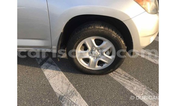 Acheter Import Utilitaire Toyota HiAce Autre à Import - Dubai, Benin Acheter Import Utilitaire Toyota HiAce Autre à Import - Dubai, Benin