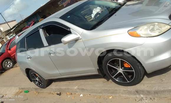 Acheter Occasion Voiture Toyota Matrix Gris à Cotonou, Benin Acheter Occasion Voiture Toyota Matrix Gris à Cotonou, Benin
