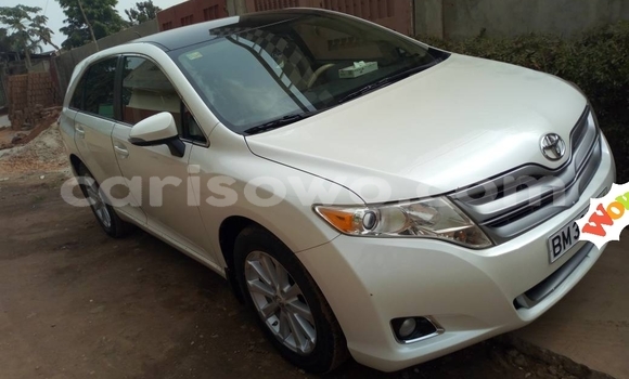 Ra Àlòkù Toyota Venza funfun Ọkọ̀ in Cotonou ni Benin Ra Àlòkù Toyota Venza funfun Ọkọ̀ in Cotonou ni Benin