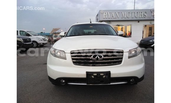 Acheter Import Voiture Infiniti FX Blanc à Import - Dubai, Benin Acheter Import Voiture Infiniti FX Blanc à Import - Dubai, Benin