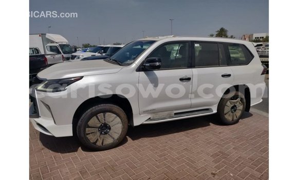Ra Imported Lexus LX funfun Ọkọ̀ in Import - Dubai ni Benin Ra Imported Lexus LX funfun Ọkọ̀ in Import - Dubai ni Benin