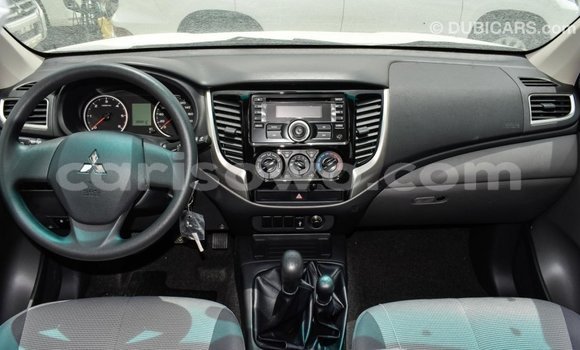 Ra Imported Mitsubishi L200 Miiran Ọkọ̀ in Import - Dubai ni Benin Ra Imported Mitsubishi L200 Miiran Ọkọ̀ in Import - Dubai ni Benin