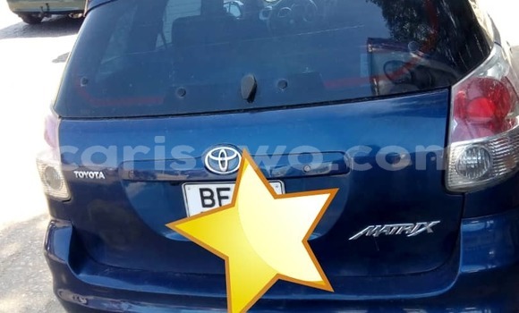 Ra Àlòkù Toyota Matrix Blue Ọkọ̀ in Cotonou ni Benin Ra Àlòkù Toyota Matrix Blue Ọkọ̀ in Cotonou ni Benin