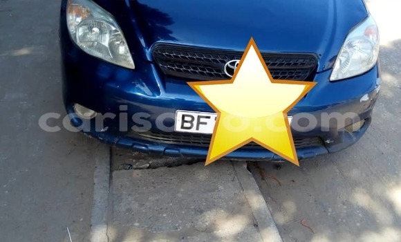 Ra Àlòkù Toyota Matrix Blue Ọkọ̀ in Cotonou ni Benin Ra Àlòkù Toyota Matrix Blue Ọkọ̀ in Cotonou ni Benin