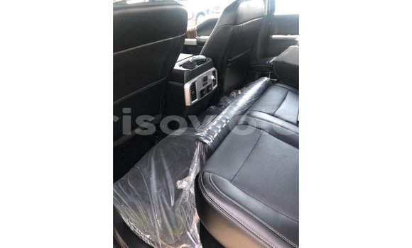 Buy Import Ford Club Wagon Other Car in Import - Dubai in Benign Buy Import Ford Club Wagon Other Car in Import - Dubai in Benign