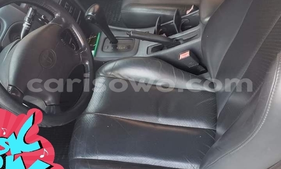 Ra Àlòkù Toyota Solara funfun Ọkọ̀ in Cotonou ni Benin Ra Àlòkù Toyota Solara funfun Ọkọ̀ in Cotonou ni Benin