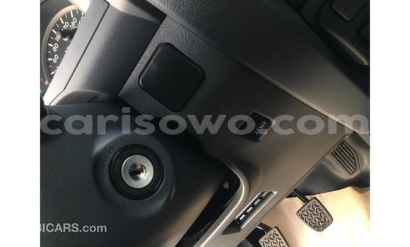 Sayi Imported Toyota Land Cruiser White Mota in Import - Dubai a Benin Sayi Imported Toyota Land Cruiser White Mota in Import - Dubai a Benin