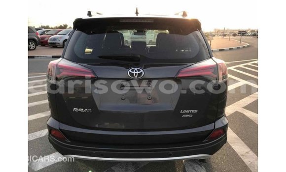 Ra Imported Toyota HiAce Black Ọkọ̀ akẹ́rù ńlá in Import - Dubai ni Benin Ra Imported Toyota HiAce Black Ọkọ̀ akẹ́rù ńlá in Import - Dubai ni Benin