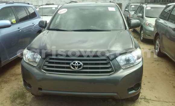 Buy Used Toyota Highlander Green Car in Porto Novo in Benign Buy Used Toyota Highlander Green Car in Porto Novo in Benign