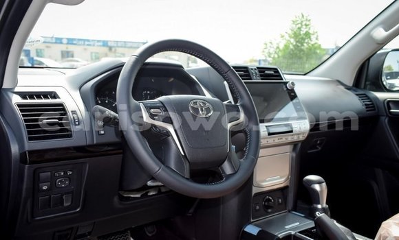 Acheter Neuf Voiture Toyota Land Cruiser Prado Noir à Import - Dubai, Benin Acheter Neuf Voiture Toyota Land Cruiser Prado Noir à Import - Dubai, Benin