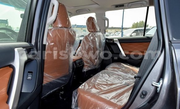 Acheter Neuf Voiture Toyota Land Cruiser Prado Noir à Import - Dubai, Benin Acheter Neuf Voiture Toyota Land Cruiser Prado Noir à Import - Dubai, Benin