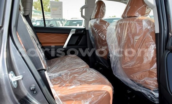 Acheter Neuf Voiture Toyota Land Cruiser Prado Noir à Import - Dubai, Benin Acheter Neuf Voiture Toyota Land Cruiser Prado Noir à Import - Dubai, Benin