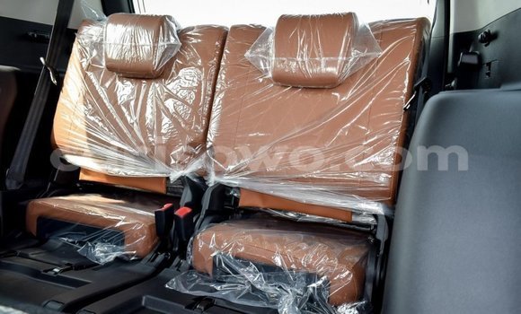 Acheter Neuf Voiture Toyota Land Cruiser Prado Noir à Import - Dubai, Benin Acheter Neuf Voiture Toyota Land Cruiser Prado Noir à Import - Dubai, Benin