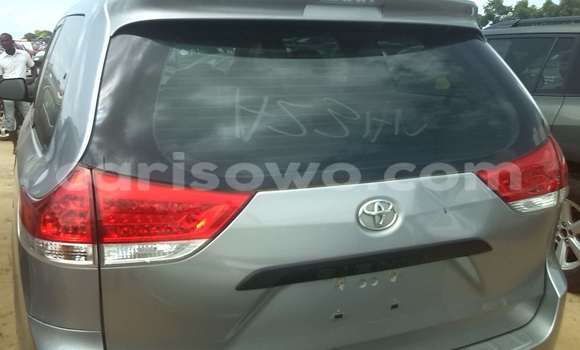 Buy Used Toyota Hilux Silver Car in Porto Novo in Benign Buy Used Toyota Hilux Silver Car in Porto Novo in Benign