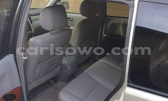 Buy Used Toyota Highlander Silver Car in Cotonou in Benign Buy Used Toyota Highlander Silver Car in Cotonou in Benign