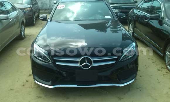 Buy Used Mercedes-Benz 300–Series Black Car in Porto Novo in Benign Buy Used Mercedes-Benz 300–Series Black Car in Porto Novo in Benign