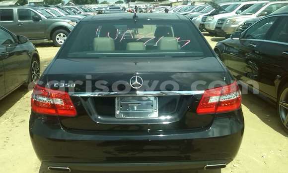 Buy Used Mercedes-Benz 300CD Black Car in Porto Novo in Benign Buy Used Mercedes-Benz 300CD Black Car in Porto Novo in Benign
