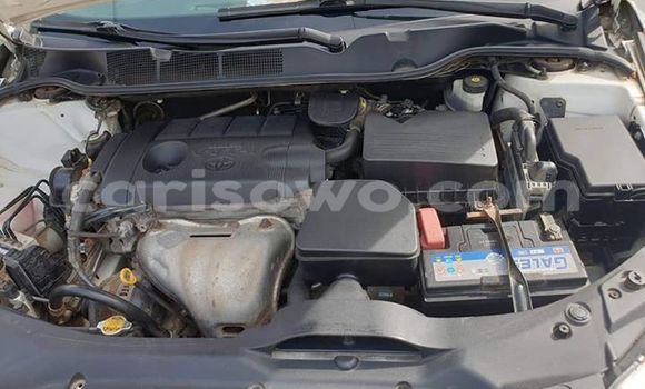 Ra Àlòkù Toyota Venza funfun Ọkọ̀ in Cotonou ni Benin Ra Àlòkù Toyota Venza funfun Ọkọ̀ in Cotonou ni Benin