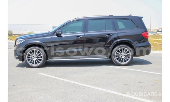 Sayi Imported Mercedes-Benz 190 Black Mota in Import - Dubai a Benin Sayi Imported Mercedes-Benz 190 Black Mota in Import - Dubai a Benin