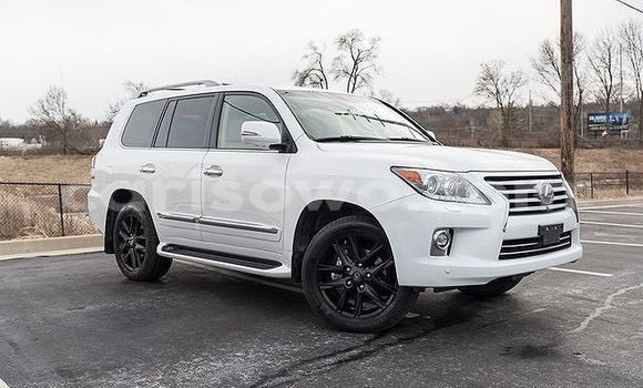Acheter Occasion Voiture Lexus LX 570 Blanc à Adjohoun, Ouême Acheter Occasion Voiture Lexus LX 570 Blanc à Adjohoun, Ouême