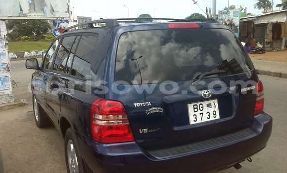 Buy Used Toyota Highlander Blue Car in Cotonou in Benign Buy Used Toyota Highlander Blue Car in Cotonou in Benign