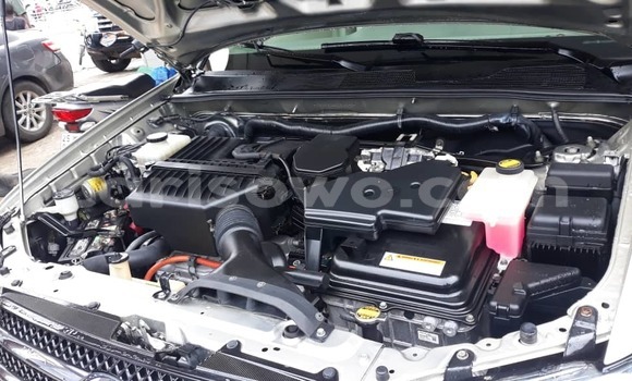 Acheter Occasion Voiture Toyota Highlander Beige à Cotonou, Benin Acheter Occasion Voiture Toyota Highlander Beige à Cotonou, Benin