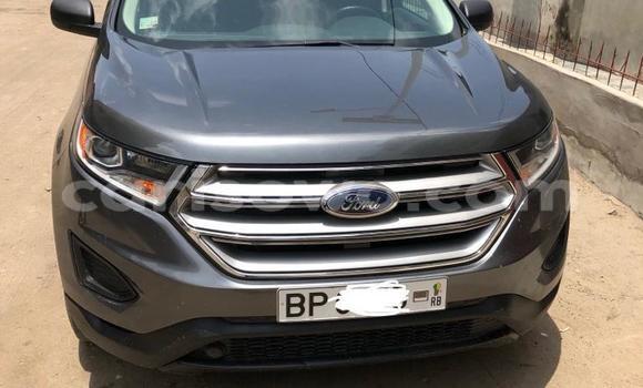 Acheter Occasion Voiture Ford Focus ST Noir à Cotonou, Benin Acheter Occasion Voiture Ford Focus ST Noir à Cotonou, Benin