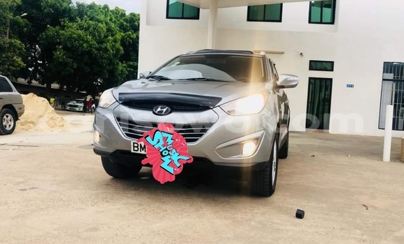 Acheter Occasion Voiture Hyundai Tucson Gris à Cotonou, Benin Acheter Occasion Voiture Hyundai Tucson Gris à Cotonou, Benin