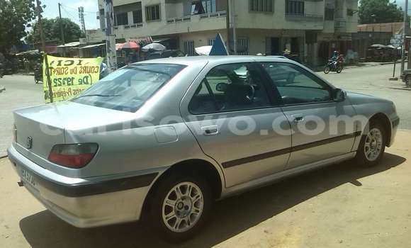 Ra Àlòkù Peugeot 406 Silver Ọkọ̀ in Cotonou ni Benin Ra Àlòkù Peugeot 406 Silver Ọkọ̀ in Cotonou ni Benin