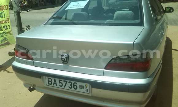 Ra Àlòkù Peugeot 406 Silver Ọkọ̀ in Cotonou ni Benin Ra Àlòkù Peugeot 406 Silver Ọkọ̀ in Cotonou ni Benin