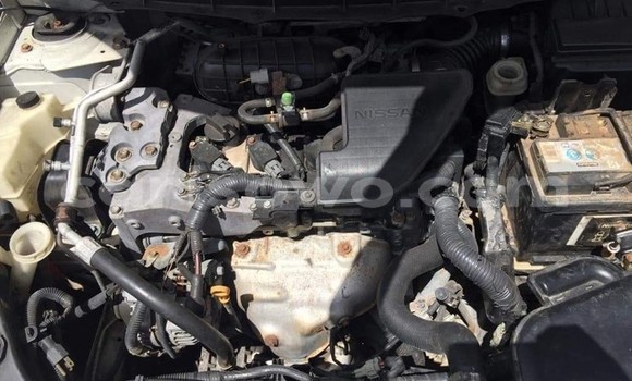 Buy Used Nissan Rogue White Car in Cotonou in Benign Buy Used Nissan Rogue White Car in Cotonou in Benign