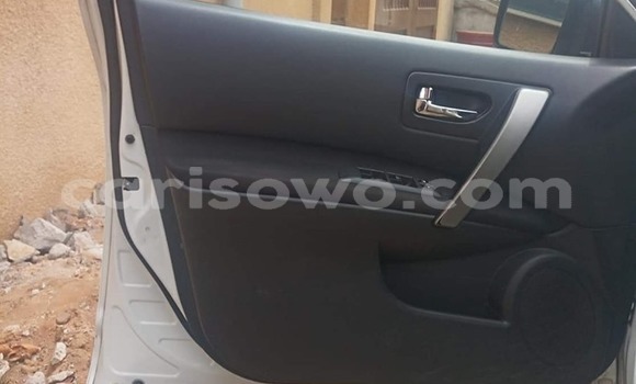 Buy Used Nissan Rogue White Car in Cotonou in Benign Buy Used Nissan Rogue White Car in Cotonou in Benign