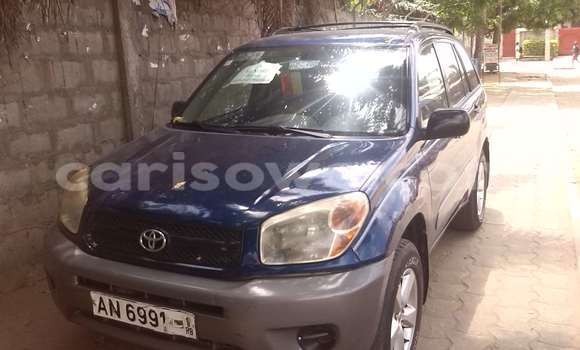 Ra Àlòkù Toyota RAV4 Blue Ọkọ̀ in Cotonou ni Benin Ra Àlòkù Toyota RAV4 Blue Ọkọ̀ in Cotonou ni Benin