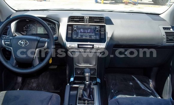 Acheter Neuf Voiture Toyota Land Cruiser Prado Noir à Import - Dubai, Benin Acheter Neuf Voiture Toyota Land Cruiser Prado Noir à Import - Dubai, Benin