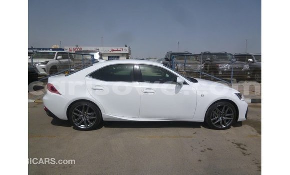 Sayi Imported Lexus IS White Mota in Import - Dubai a Benin Sayi Imported Lexus IS White Mota in Import - Dubai a Benin