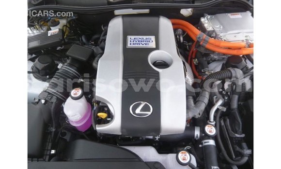 Sayi Imported Lexus IS White Mota in Import - Dubai a Benin Sayi Imported Lexus IS White Mota in Import - Dubai a Benin