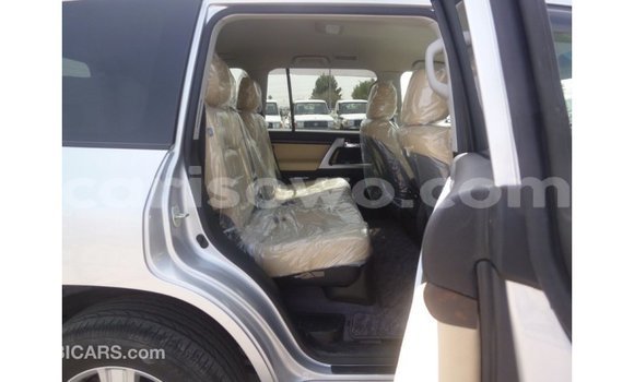 Sayi Imported Toyota Land Cruiser Sauran Mota in Import - Dubai a Benin Sayi Imported Toyota Land Cruiser Sauran Mota in Import - Dubai a Benin