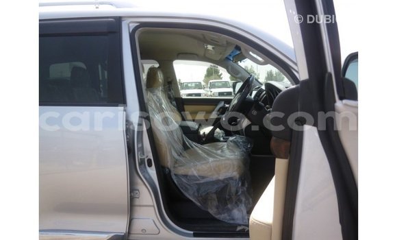 Sayi Imported Toyota Land Cruiser Sauran Mota in Import - Dubai a Benin Sayi Imported Toyota Land Cruiser Sauran Mota in Import - Dubai a Benin